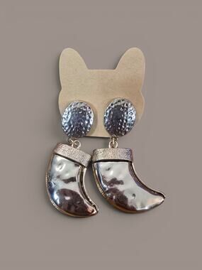 Silver Hammered Western Claw Drop Earrings Boho Horn Tusk Boutique
